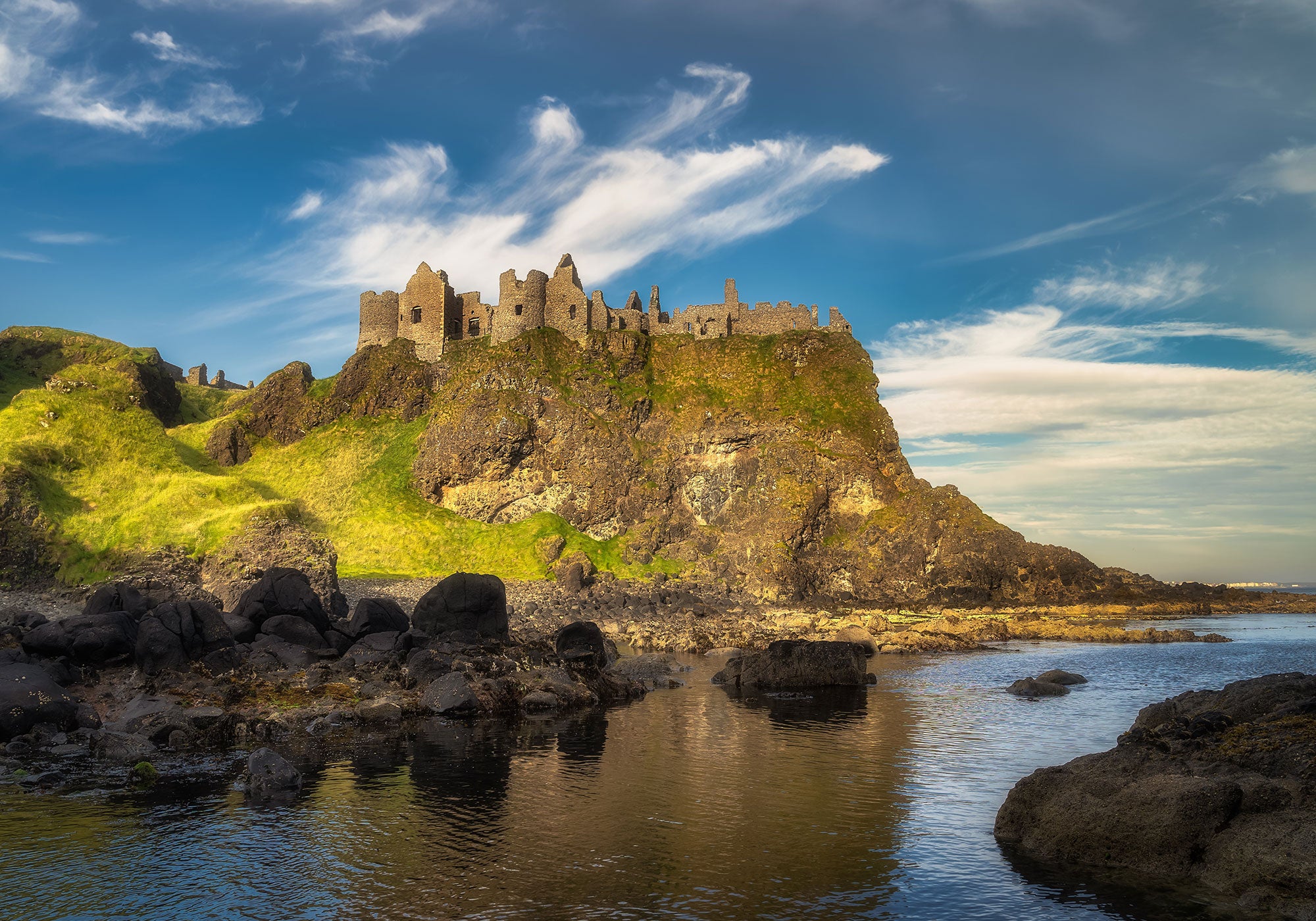 Belfast Sightseeing + Causeway Tour Combo